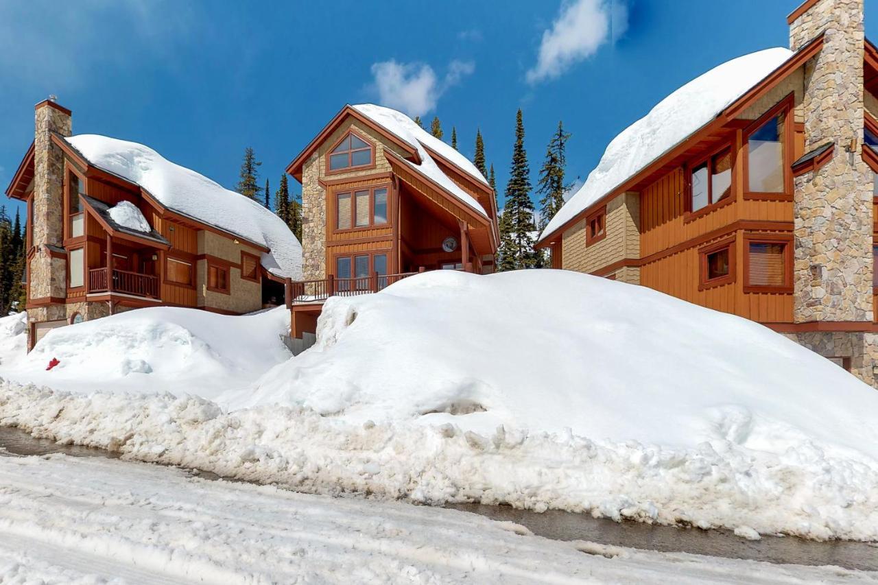 Polar Peak Villa Big White Екстериор снимка
