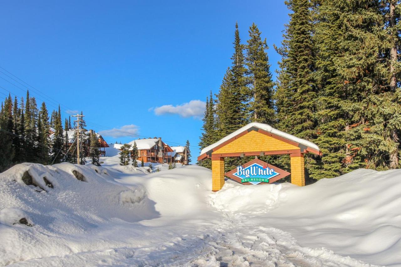 Polar Peak Villa Big White Екстериор снимка