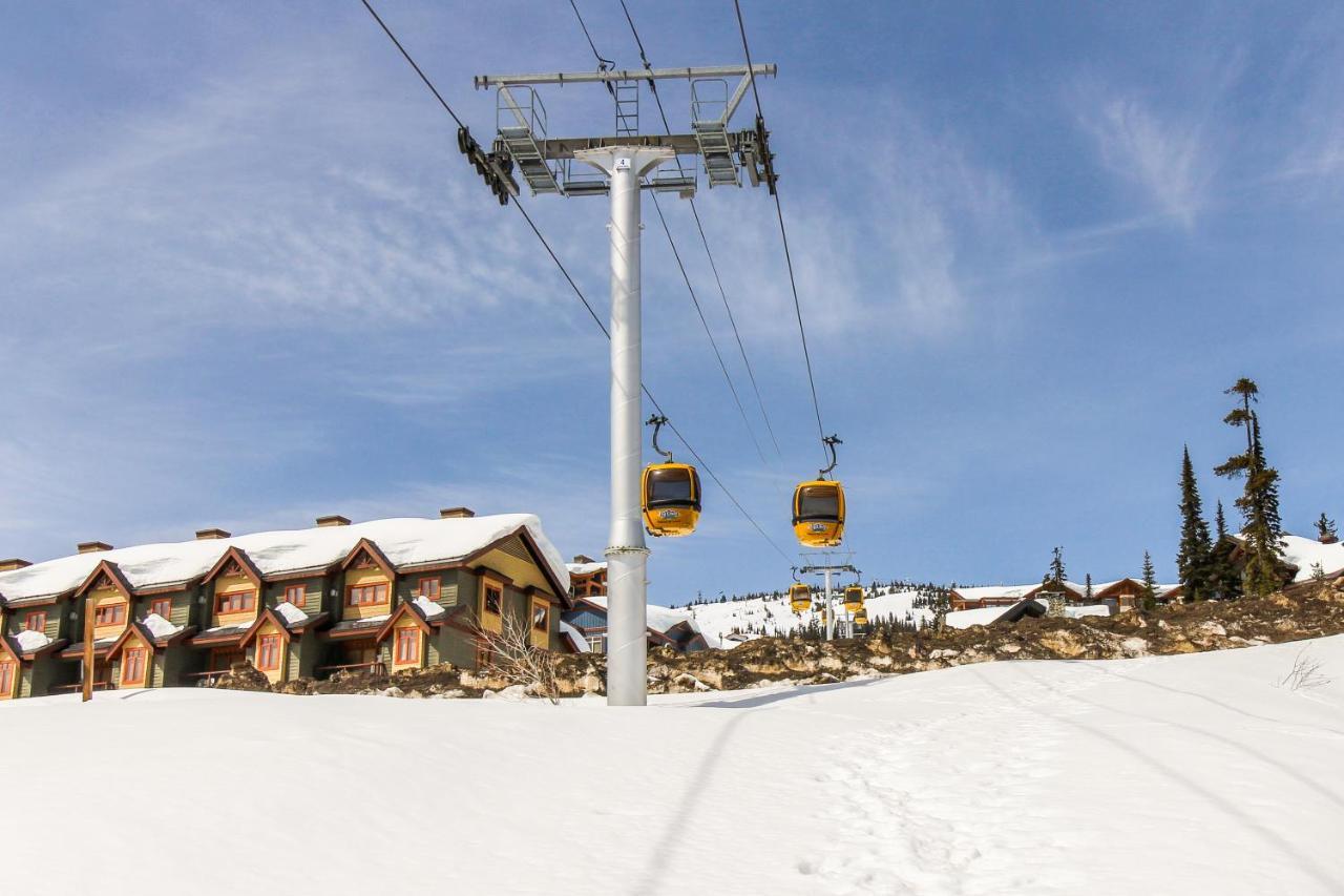 Polar Peak Villa Big White Екстериор снимка